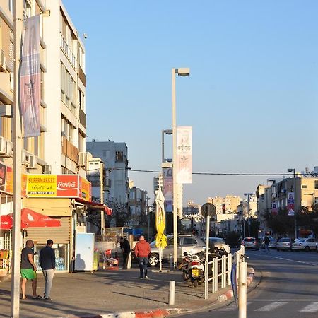 Isra Home Rothschild 8-2 Apartment Bat Yam Esterno foto
